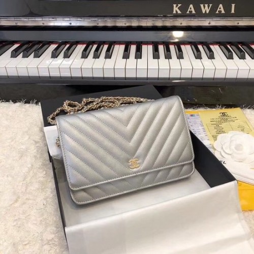 Sac à bandoulière Chanel WOC Original Caviar Leather Flap V33814 Chaîne en or gris argenté