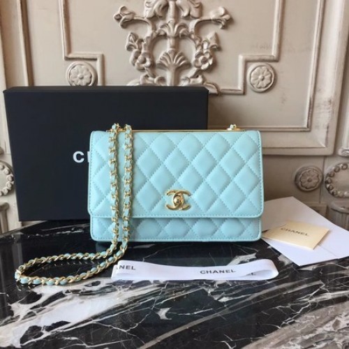 Chanel WOC Original Sac à bandoulière en cuir de mouton D33814 Bleu ciel