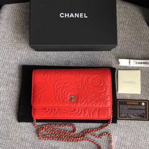 Chanel WOC Mini sac à rabat en cuir de camélia rouge A33814 Argent