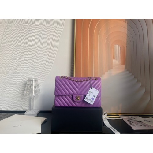 Chanel sac à main classique Agneau métal doré V01112 violet