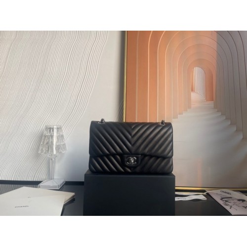 Chanel sac à main classique Agneau métal argenté V01112 noir