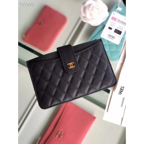 Chanel pochette classique Cuir de veau grainé Métal doré A81902 noir