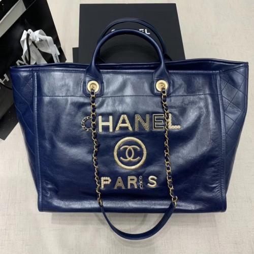 Chanel sac fourre-tout en cuir de vachette A66942 bleu