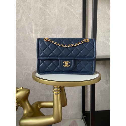 Chanel Sac à rabat Cuir de veau grainé AS2357 Bleu roi