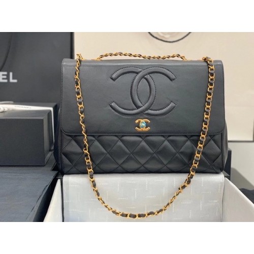 Chanel sac à rabat Agneau Métal Doré A92233 noir