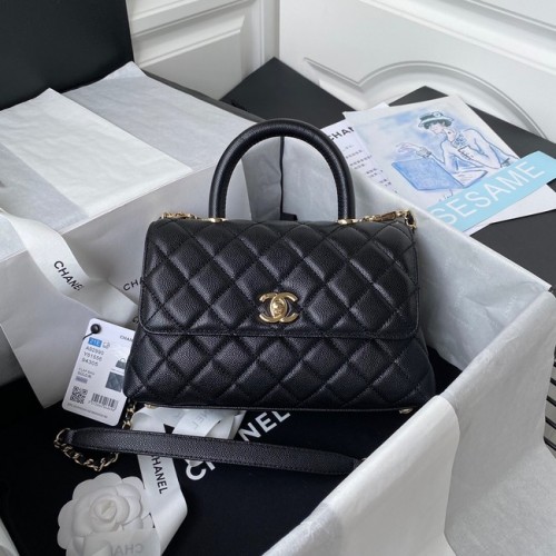 Chanel Sac à rabat avec poignée supérieure Cuir de veau grainé Métal doré A92990 noir