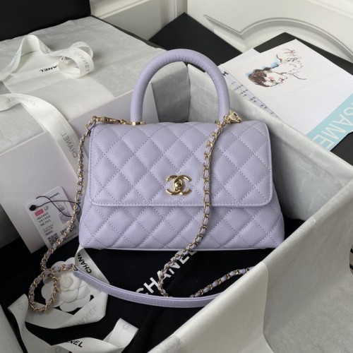 Chanel Sac à rabat avec poignée supérieure Cuir de veau grainé Métal doré A92990 violet clair