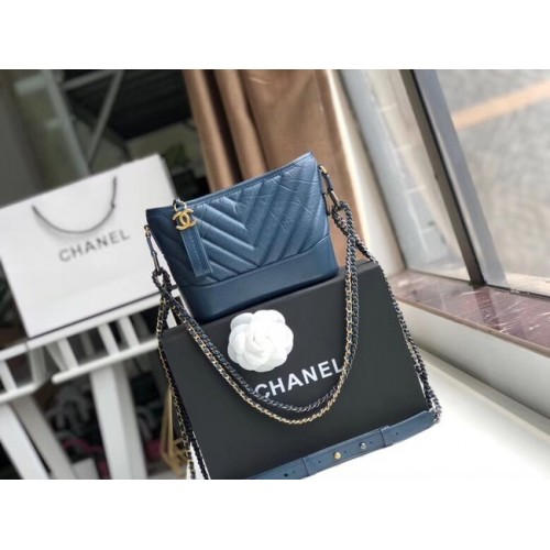 Chanel petit sac hobo gabrielle A91810 bleu