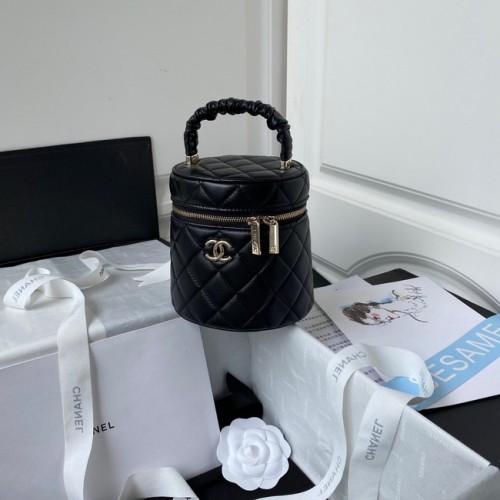 Chanel sac à main en cuir d'agneau AP2730 noir