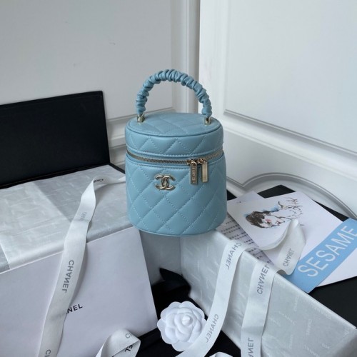 Chanel sac à main en cuir d'agneau AP2730 bleu