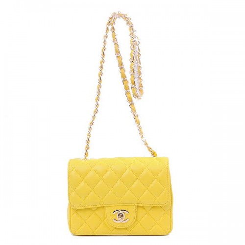 Chanel mini sac à rabat classique en peau de mouton jaune 1115 or