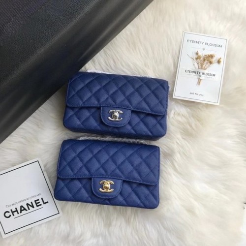 Chanel mini sac à rabat Cuir de veau grainé A1116 bleu foncé