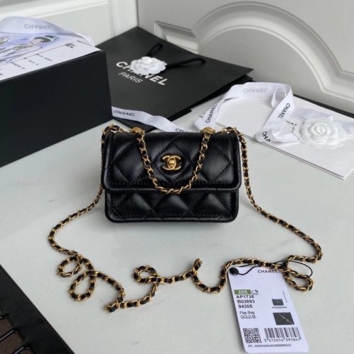 Chanel mini sac à rabat Mouton Métal Doré AP1738 noir