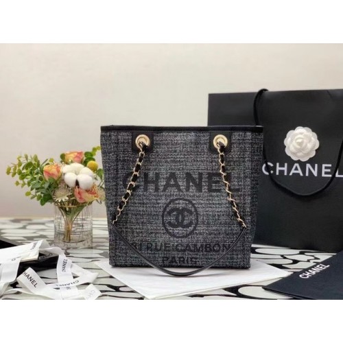 Chanel petit sac cabas A66940 noir