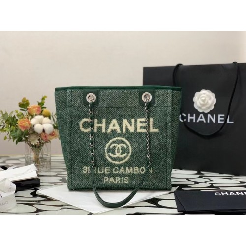 Chanel petit sac cabas A66940 vert