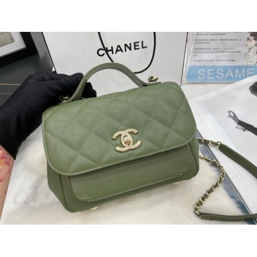 Chanel petit sac à rabat Cuir de veau Métal doré A93749 vert
