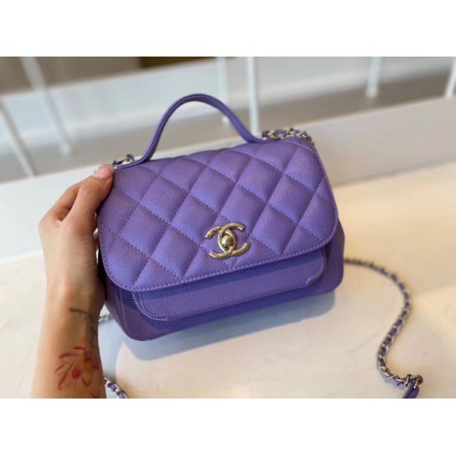 Chanel petit sac à rabat Cuir de veau Métal doré A93749 violet