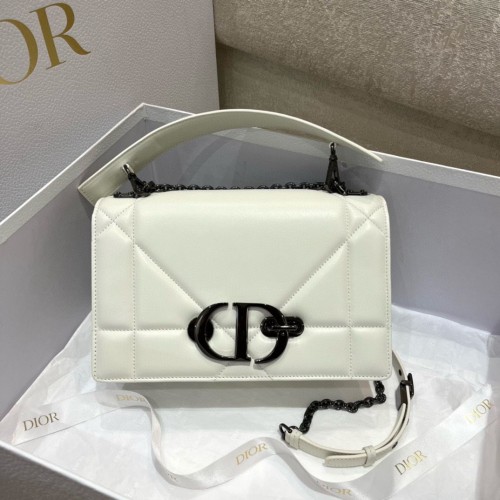 POCHETTE DIOR 30 MONTAIGNE AVEC BANDOULIÈRE ET POIGNÉE S32698 BLANC
