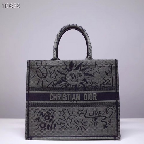 DIOR BOOK TOTE BAG EN TOILE BRODÉE M1286ZJOE