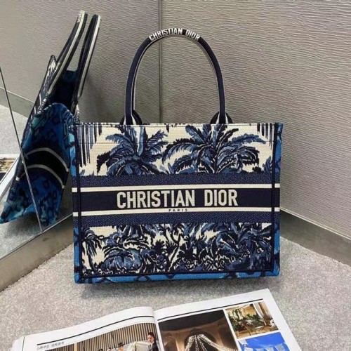 DIOR BOOK TOTE Bleu Broderie Palmiers Dior M1287
