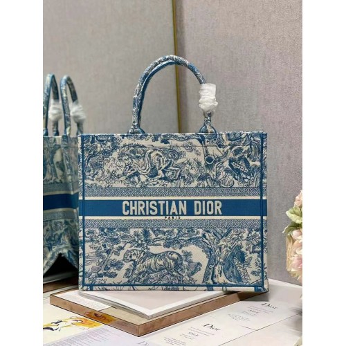 DIOR BOOK TOTE Broderie C1286-6 bleu