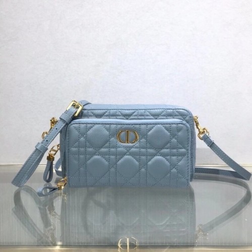 DIOR CARO DOUBLE POCHETTE Cuir de veau souple Cannage S5037U bleu clair