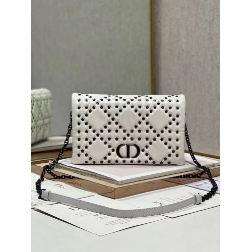 POCHETTE DIOR CARO MACROCANNAGE Cuir de veau macrocannage avec motif étoile S5135BN blanc