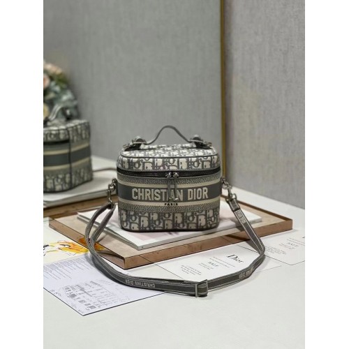 DIOR DIORTRAVEL VANITY CASE Broderie Dior Oblique C9088 gris