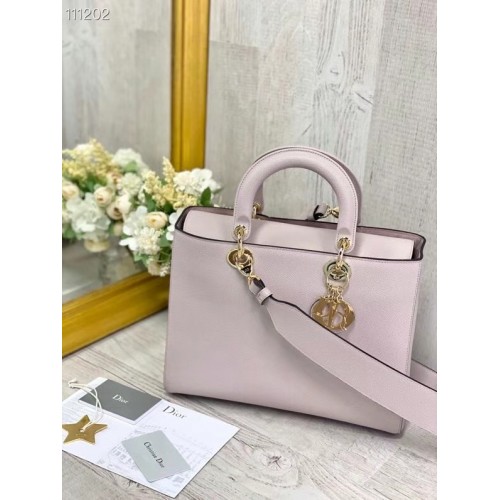 DIOR LADY BAG Gradient Cannage Agneau M0584 rose clair