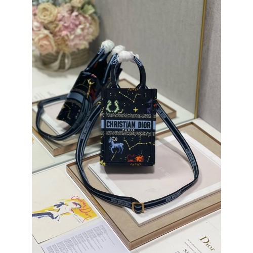 DIOR PETIT SAC BOBBY Broderie C9002-5