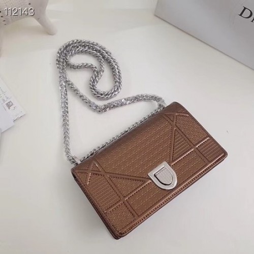Dior DIORAMA sac chaîne en cuir S0328 bronze