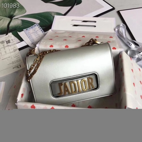 Dior Sac à rabat Jadior avec chaîne Cuir de veau M9000C argent