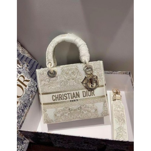 Dior MEDIUM LADY D-LITE BAG Brodé M0565OJA crème