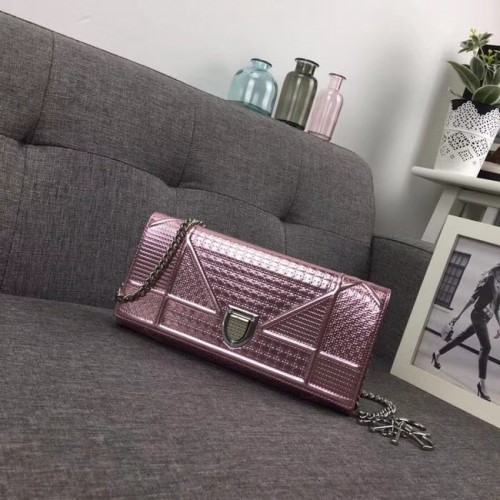Mini sac à bandoulière Dior Original en cuir de vachette 3780 rose