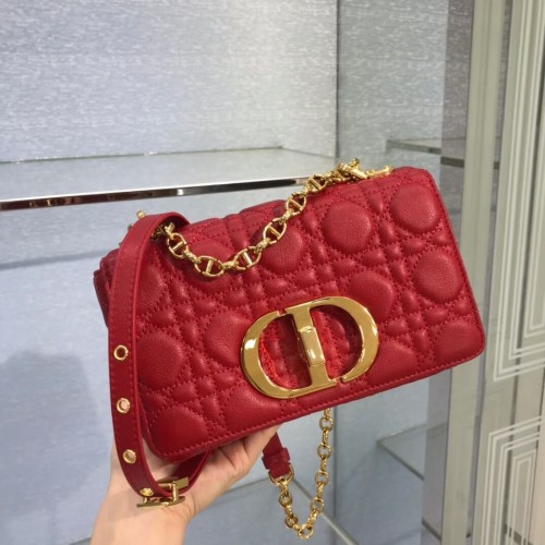 Dior PETIT SAC DIOR CARO Cuir de veau souple Cannage M9241 rouge