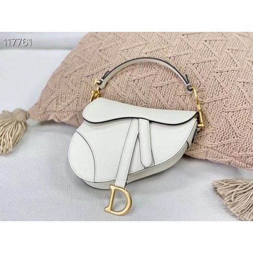 Dior PETITE SELLE-TAS VAN KALFSLEER M0445CW BLANC