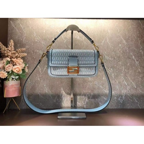 FENDI BAGUETTE Sac F1520 bleu clair