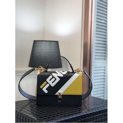 FENDI Kan I Sac à bandoulière en cuir 8BT283B noir