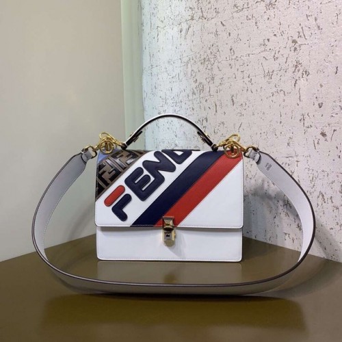 FENDI Kan I Sac à bandoulière en cuir 8BT283B blanc