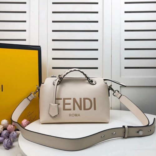 FENDI MEDIUM BY THE WAY sac Boston en cuir 8BL146A beige