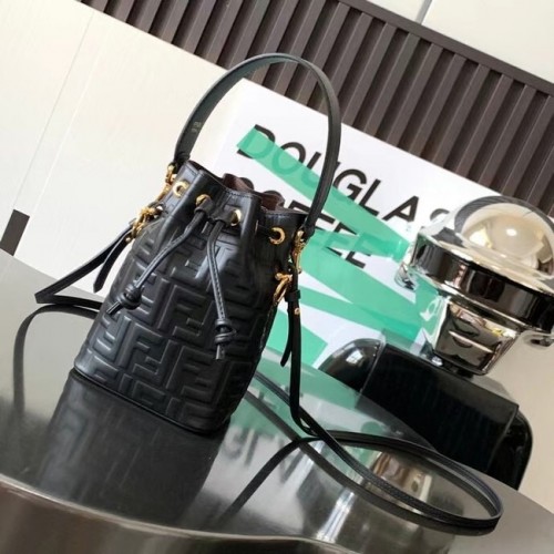 FENDI Mon Tresor mini-sac en cuir 8BS010 noir