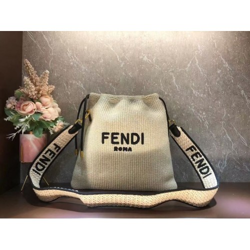 FENDI PACK PETIT POCHETTE Petit sac en paille tressée F1529 beige