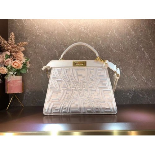 FENDI PEEKABOO ICONIC ESSENTIALLY sac en cuir F1516 blanc
