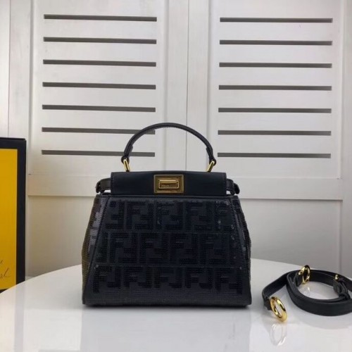 FENDI PEEKABOO ICONIC sac en cuir F0335 noir