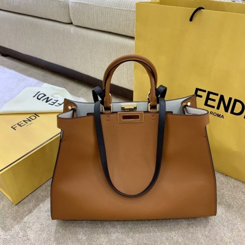 FENDI PEEKABOO X-TOTE sac en cuir F1527 marron