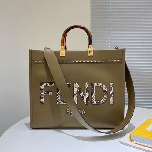 FENDI SUNSHINE Medium Snakeskin Logo Flannel Togo shopper Bag 36553B Gris