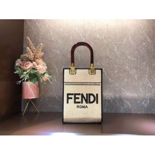 FENDI SUNSHINE SHOPPER Sac moyen en paille tressée F1620 beige