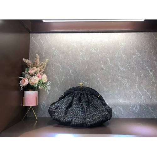 FENDI sac en raphia F7641 noir