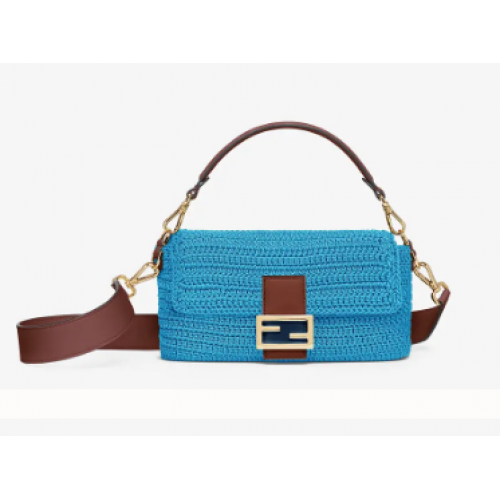 Fendi BAGUETTE Sac au crochet en coton bleu 8BR600