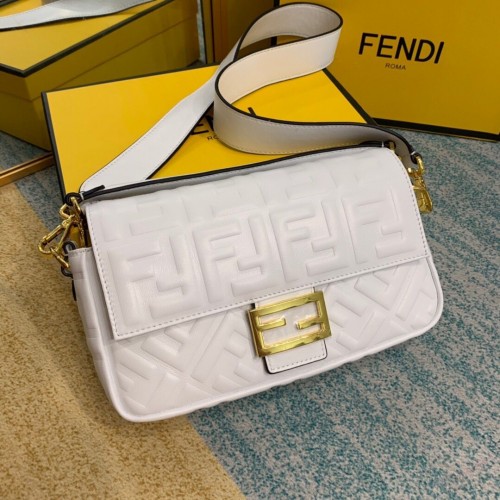 Fendi BAGUETTE Sac à bandoulière 8BR600 blanc